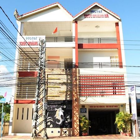Truc Hoang Ha Hotel Kon Tum Buitenkant foto