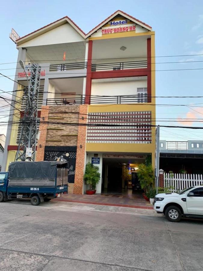 Truc Hoang Ha Hotel Kon Tum Buitenkant foto